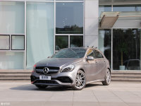 ��ǿС���� ʵ���¿�÷����˹-AMG A45