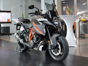  �˶�&���� ʵ��KTM 1290 Super Duke GT