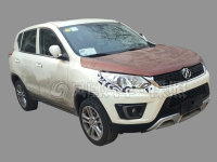 ��ȫ��SUV X35��Ϣ ����������չ����