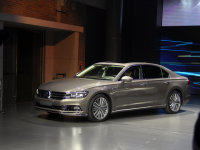 ���ڻ԰�380TSI��������� ���3009mm
