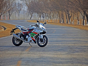  ������Benelli쫷�302�ܳ�  ��������