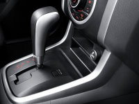 �۷��һ�  ������D-MAX�͹���˰������