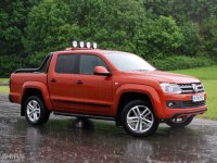 �÷������� ���ڻ��Ƴ�ȫ��Ӳ��SUV