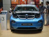 �ɱ�ø���ʵ�� ����BMW i3�����澲��