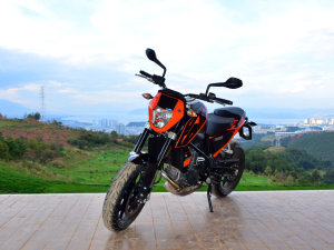  ���׵���Ȥ�㲻�� ��ȫ��KTM 690 DUKE