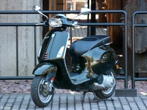  ȫ����̣� ������Vespa Sprint150ʵ��