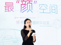 �µϡ���ա��ռ��졤��ɫ����ʵ����