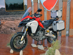  �ſ�����;������ENDURO���� ��23.25��