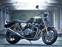 �ĸ׾��䴫�� ����2017��CB1100RS����