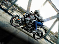 �н������� ��ľGSX-S750��¡��չ����