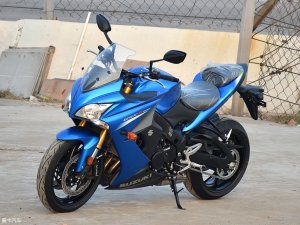  ���Գ�;���еĴ�R ��ľGSX-S1000Fʵ��