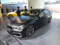 ���������콢 ����M760Li xDrive����