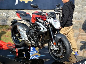  MV AGUSTA Brutale 800���� ��19.8��Ԫ
