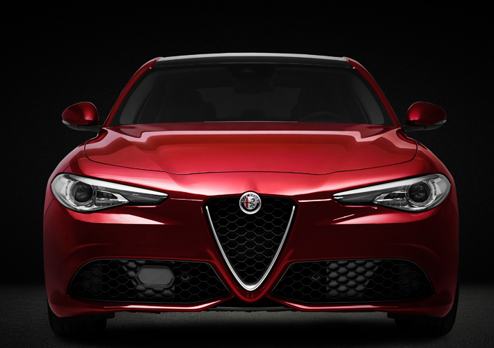 天生爱快 速不可挡_2017阿尔法 67 罗密欧赛道挑战