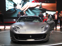 ������812 Superfast �����߳�չ����