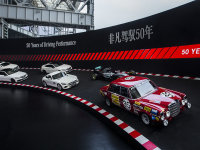 ������͵���ҫ AMG50������ʢ�俪��