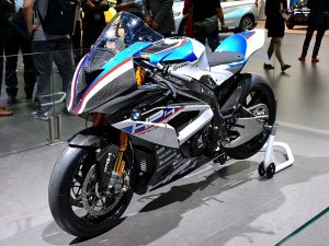  2017�Ϻ���չ BMW HP4 RACE������ʵ��