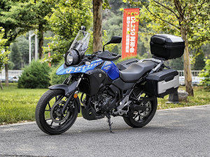  ���ֵ�Ħ������ �����Լݺ�����ľDL250