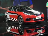 �����ݶ�XT RS�ɶ���չ���� ��8.89����