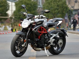  ���������� MV ����˹��ӭ��ŷ��ʱ��