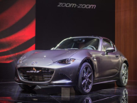 ������MX-5 �Ǿ���һ̨ȫ�°����Ȱɣ�