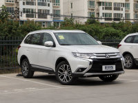 ���Լ۱�����SUV ʵ���¿�ŷ���¼��ְ�