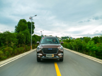 �����ͥ��ʵ�Ƽ� SUV����M6�ۼ�8����