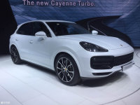 ˸չʱCayenne Turbo