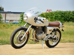  �����ų����е��� ��ԴTT racer440ʵ��