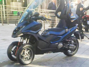  ����������Ħ�г����� ����AK550ͬƽ̨