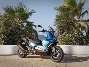  ���÷ḻ�ĵ���̤�峵 ��������C400X
