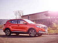 ����Ʒ���콢������ɳ�� MG ZS��½�ж�