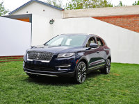 ��������ײ���� ����ʵ���ֿ��¿�MKC