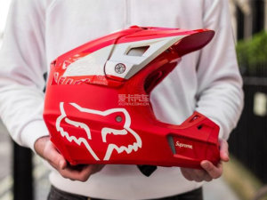  FOX����Supreme �Ƴ�2018�¿�ԽҰװ��