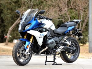  �˶����м� ����R 1200 RS����ʵ������