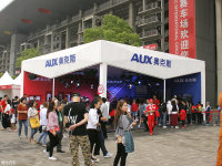 ���������ֲ������¿�˹����ս�Է���