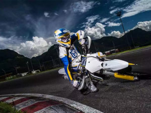  ���������� 2019���˹����FS 450����
