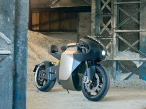  ����TT�����·� ����Sarol��a Manx7����