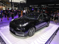 2018�ɶ���չ ����׿�γ����03����