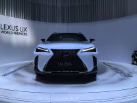 �׿���˹UX��8��31�չ����׷� ����SUV