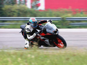 ������������ 2018��KTM RC390�����Լ�