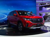 ռSUV T5916