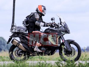  ����������1150cc ��KTM 1090 ADV����