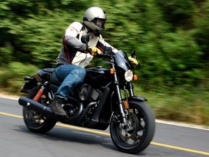  �ⲻ������ʶ�Ĺ��� ��STREET ROD 750