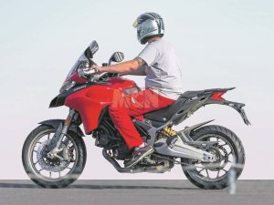  ���ø��ḻ �¿�ſ���Multistrada 950