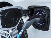 ��һ������330e��2019���Ƴ� ��������