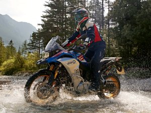  2018������չ BMW F850GS ADV��ʽ����