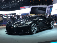 �����߳�չ�����ӵ�La Voiture Noire