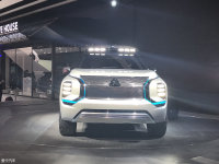 ���ⷢ������SUV ǰ�����廯�������