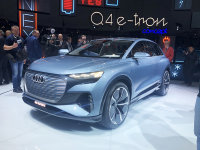 2019�����߳�չ �µ�Q4 e-tron��̬����